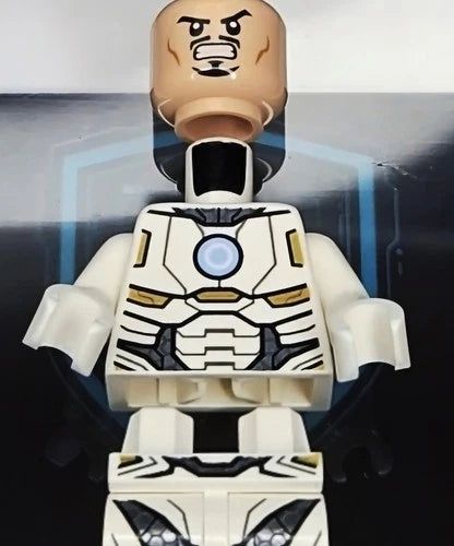 Lego Minifigure Space Ironman Sh0229 Pristine Never Assembled All Accessories
