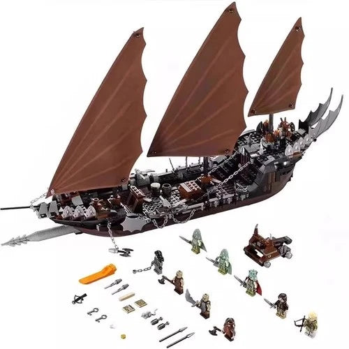 Pirate Ship Building Set 756 Pcs Fantasy Ship Model Toy Display Kit