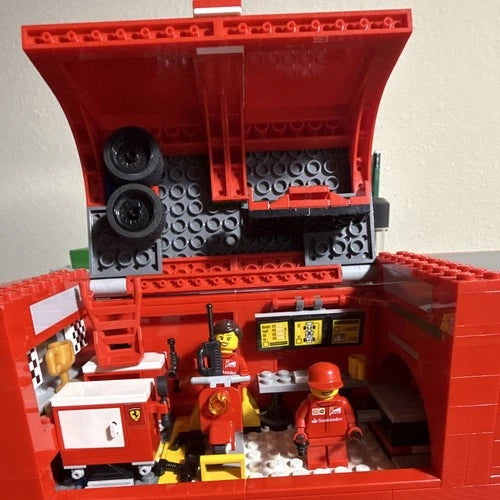 MEOW Speed Champions, F14 T & Scuderia Ferrari Truck 75913