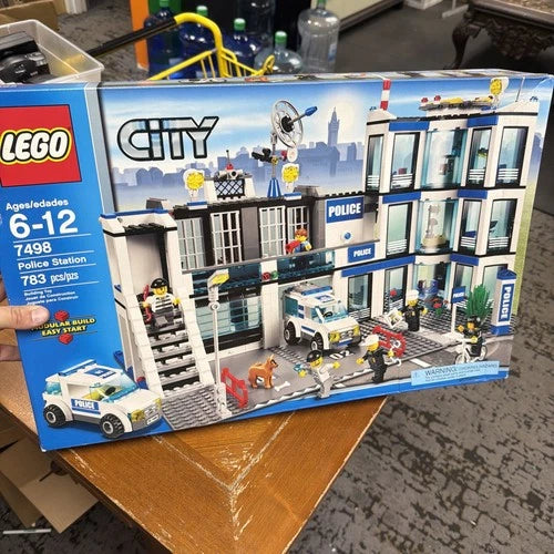 MEOW CITY 7498 POLICE STATION NEW IN BOX SEALED RETIRED TOY SET 2011 NISB