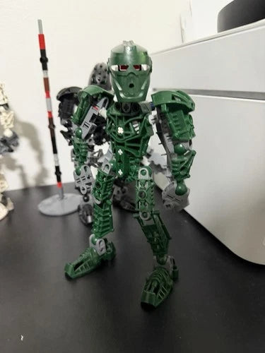 LEGO BIONICLE: Toa Metru Lot (8601, 8602, 8603, 8604, 8605, 8606) + 8811 lhikan