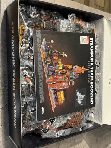Steampunk Train Bookend Building Block Set, 1252pcs Creative Bricks with Light