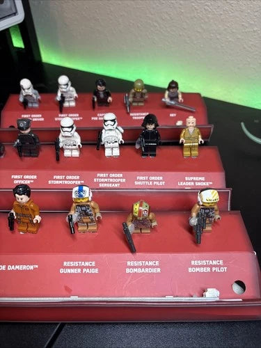 LEGO STAR WARS TOYS R’ US MINIFIGURE DISPLAY RARE CASE SDCC FIRST ORDER