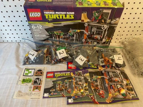 KRAANG LAB ESCAPE, TURTLE LAIR ATTACK, BAXTER ROBOT RAMPAGE Lego sets