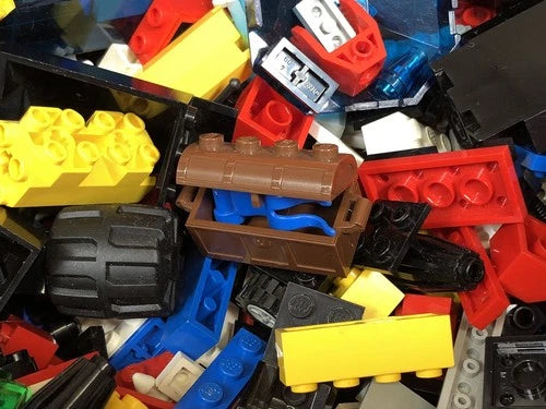 5lbs Bulk Vtg MEOW Bricks, Bases, Wheels/Axles, Accessories w/ Red Plastic Case