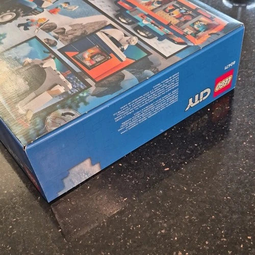 LEGO City Arctic Truck 60471 1064pc Complete Set 8+ Brick Separator Box
