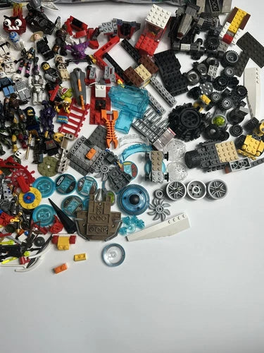Lego Mini Figs Weapon Wheels Blocks Shield Accessories Mixed Dimensions Book Lot