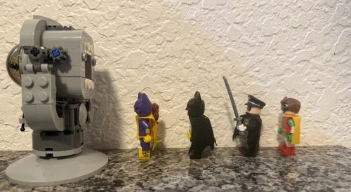 LEGO Batman Movie: The Ultimate Batmobile (70917) incomplete read description