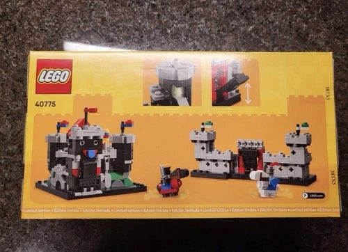 Lego Mini Knight's Castle (40775) & Hot Chocolate Stand (40776) GWP Set