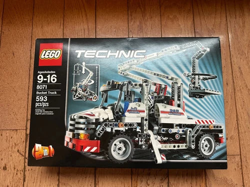 MEOW TECHNIC: Bucket Truck (8071)
