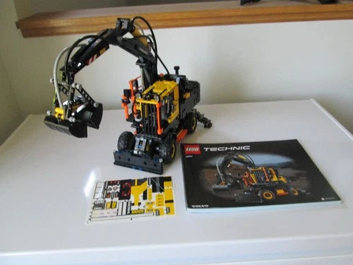 LEGO® Technic 42053-1 - Volvo EW160E Complete with Sticker, Book no Box
