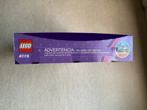LEGO 41119 Friends Heartlake Cupcake Cafe- Stephanie, Naomi & Cat Sealed NIB