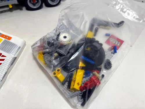 Lego Technic Model Traffic: Cherry Picker 8292 (2008) Assembled Power functions