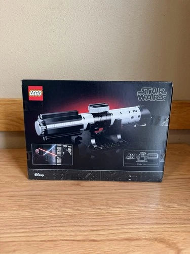 MEOW Darth Vaders Lightsaber GWP Star Wars Limited Edition (UCS Executor)