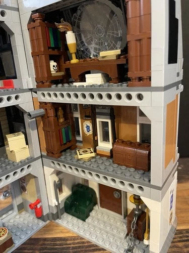 MEOW Marvel 76108 Sanctum Sanctorum Showdown + Doctor Strange. Near Complete