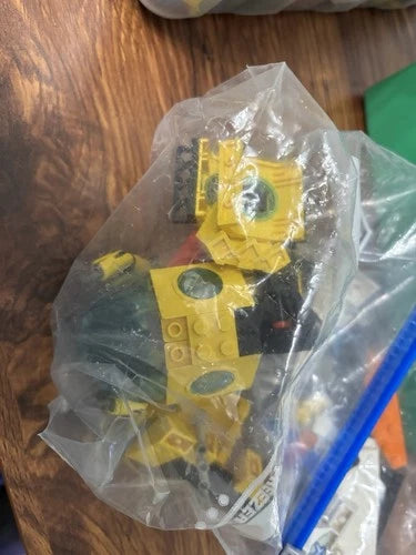LEGO 90s And Early 2000s Bulk Lot 6 Lbs Pieces Minifigures Space Adventurers