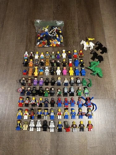 Lot Of 88 Lego Mini Figs+Acsessoires, Starwars, Marvel, DC, Pirates, Midevil