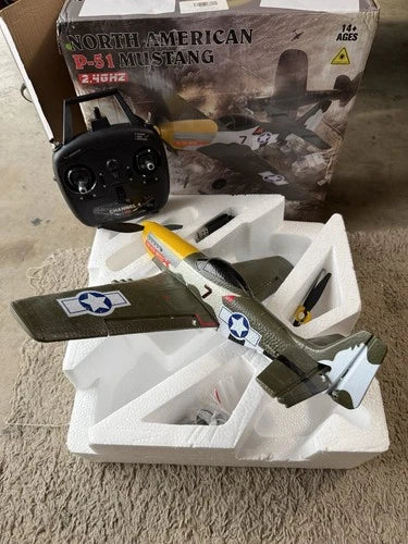 RC Airplane: Micro Remote Control Airplane P-51 Mustang RTF