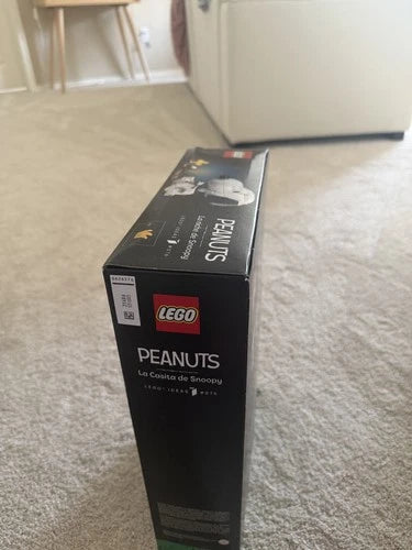 New MEOW Ideas Peanuts Snoopy's doghouse Building Set UNOPENED
