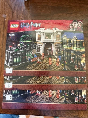 LEGO® Harry Potter™ 10217 Diagon Alley™ almost complete from 2011