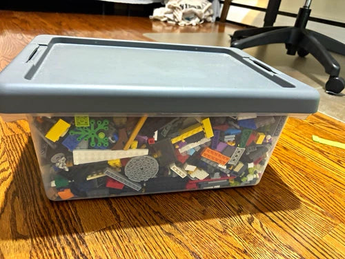 2 MEOW Bulk Lot Mixed Pieces Multicolor Plastic Bricks in Storage Box.