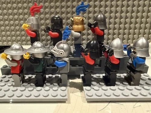 LEGO Castle Knights Minifigure Lot W Weapons Lionknight, Blue Lions, Red Dragons