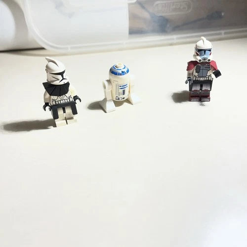 Lego Star Wars R2-D2 astromech droid and two clone troopers.