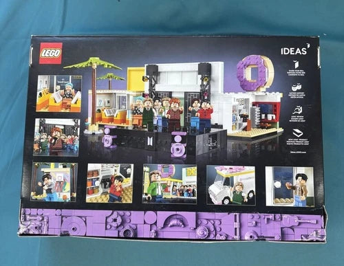 MEOW Ideas: BTS Dynamite Playset *DAMAGED BOX SET*, 749 Pieces, Ages 18+ (21339)