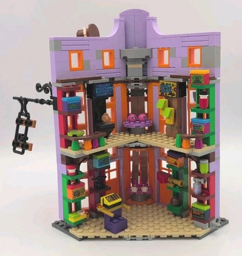 LEGO Harry Potter Diagon Alley Weasleys Wizard Wheezes 76422 INCOMPLETE