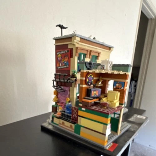 MEOW Ideas: 123 Sesame Street (21324) 1367 Pcs Elmo Big Bird Boxed