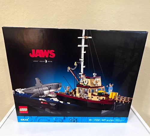 MEOW Ideas Jaws 21350 1497 pcs Complete Set Display Stand Included Ages 18+