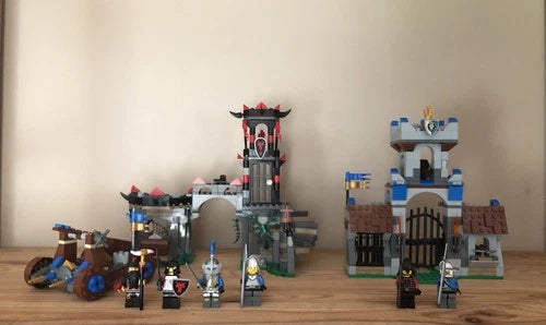MEOW Castle Lot 70403 Dragon Mountain 70402 Gatehouse Raid Incomplete READ