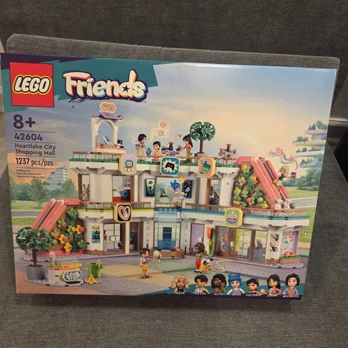 LEGO Friends 42604 Heartlake City Shopping Mall - New Sealed