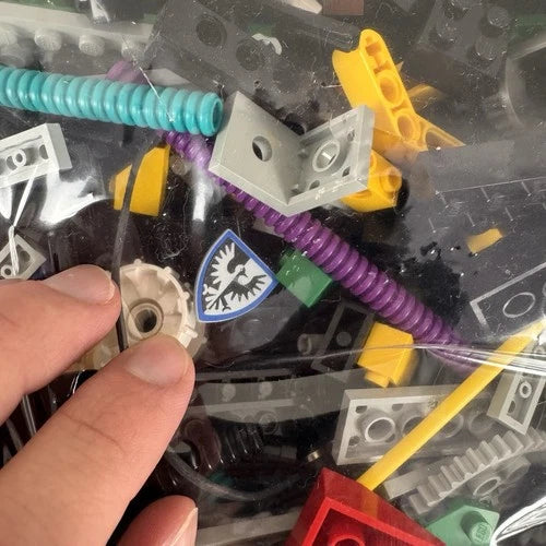 Vintage LEGO Bulk Lot Star Wars, Castle, Space, Pirates, Bionicle, Technic 8lb+