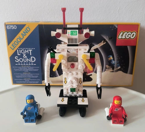 Lego 6057 LIGHT & SOUND SONIC ROBOT 1985