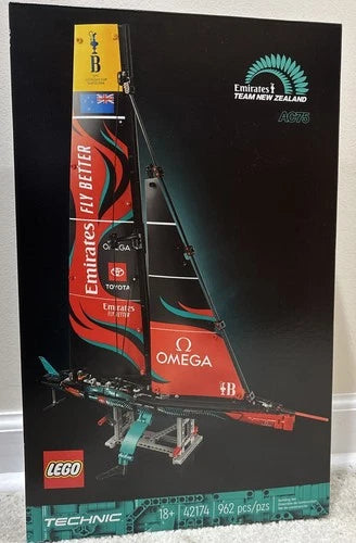 NEW LEGO Technic Emirates Team New Zealand AC75 Yacht 42174 Building Toy Set