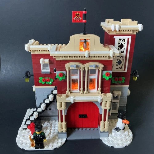 Lego Creator: Winter Village Fire Station (10263) Complete