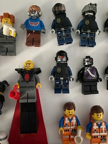 Lot of 22 Lego Movie Minifigures Vitruvius Lord Business Emmet Wyldstyle Robots