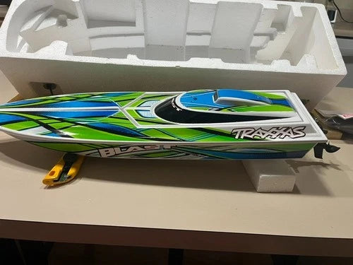 Traxxas Blast Speed/Racing RC Boat Electric Brushed, 1:10 Green Blue White