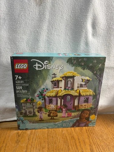 LEGO DISNEY ASHA'S COTTAGE 43231 NEW IN BOX SEALED DISNEY WISH