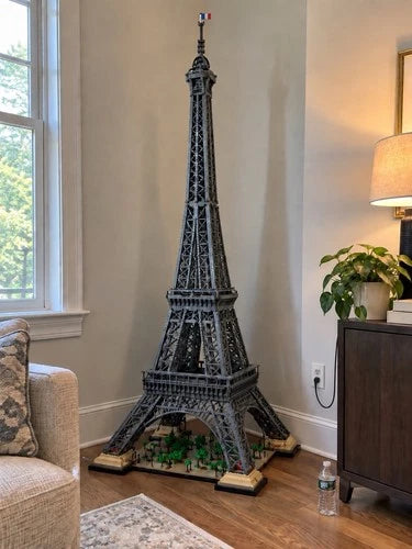 10,001 Pc LED Eiffel Tower Building Block Set 58” Tall Sealed Bags New No Box