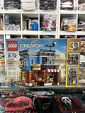 LEGO Creator Corner Deli Owner 31050 New Sealed