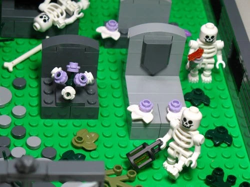 LEGO® Halloween Skeletons Head Stone Tombstone Crypt Creepy Cemetery Bat Spider