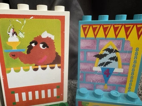 1991 Tyco Pre-School Super Blocks Duplo Sesame Street Cookie Monster Cafe Set