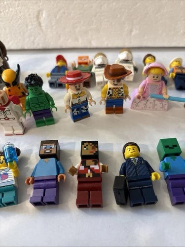 LEGO Minifigure Lot 27 Assorted Mixed Characters. Toy Story Star Wars Marvel