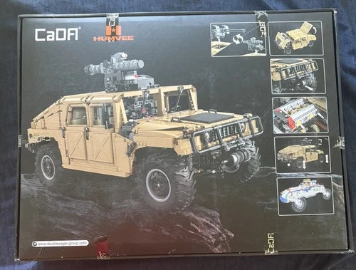 CaDA C61036 HUMVEE Military Off-Road Building Blocks Set 3935 PCS