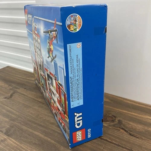 LEGO 60110 City FIRE STATION 919 Pcs 2016 Retired -New/Sealed