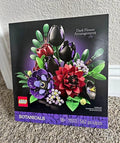 LEGO Botanicals Dark Flower Arrangement 11513 Building Set 562 Pieces 18+ Box