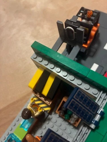 LEGO CITY: Grocery Store (60347)