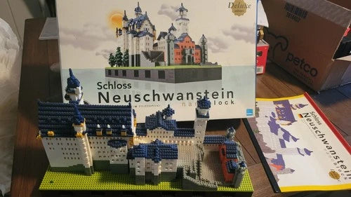 Nanoblock Neuschwanstein Castle Deluxe